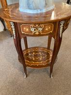 Marqueterie ovale tafel met lade, Enlèvement