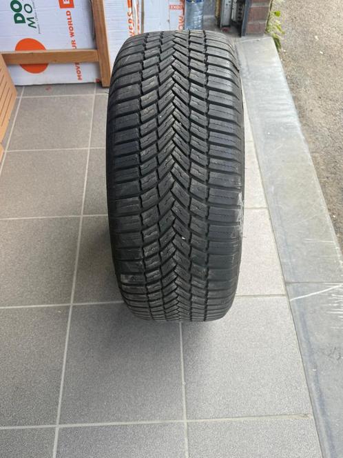 pneus 4 Saisons  - 1500 Kms au compteur, Auto-onderdelen, Banden en Velgen, Band(en), All Season, 16 inch, 215 mm, Personenwagen