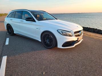 Mercedes C63 AMG - Lichte vracht beschikbaar voor biedingen