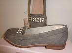 chaussures dame (mocassins) pointure 37 NEUVES, Neuf, Autre, Enlèvement ou Envoi, Beige