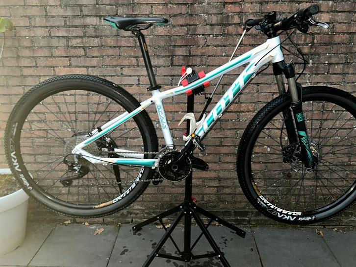 Scott contessa scale 720 dames mountainbike maat S, Fietsen en Brommers, Fietsen | Mountainbikes en ATB, Gebruikt, Dames, Overige merken