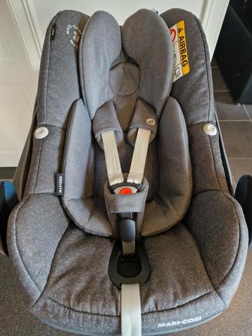 Maxi Cosi Pebble Pro i-Size beschikbaar voor biedingen