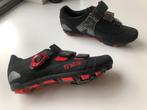 Chaussures de cyclisme (ou de spinning) avec système de clic, Sports & Fitness, Comme neuf, Enlèvement