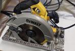 Scie circulaire DeWalt DWE576 Pro + 2 rails - excellent état, 1200 watts ou plus, 30 à 70 mm, Comme neuf, Enlèvement