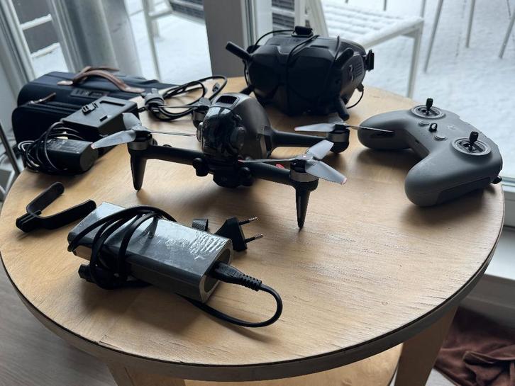 DJI FPV combo-drone, Audio, Tv en Foto, Drones, Zo goed als nieuw, Drone met camera, Ophalen of Verzenden
