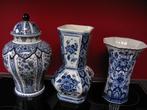 Vazen Delfts blauw o.a. Porceleyne fles en Boch 3 stuks, Antiek en Kunst, Ophalen of Verzenden