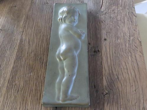 Vintage wandpaneel jong kindje naar Edme Bouchardon, Antiek en Kunst, Curiosa en Brocante, Ophalen of Verzenden