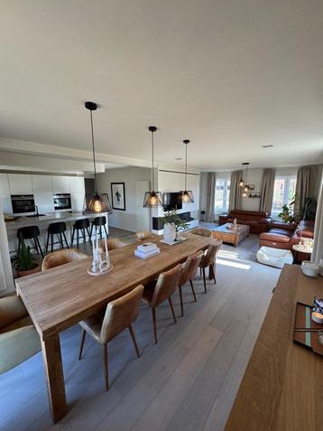 extra grote teaken  tafel ,commode ,salontafel bijzettafel  beschikbaar voor biedingen