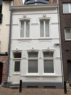 KARAKTERVOLLE AUTHENTIEKE RUIME HERENWONING OP TOPLIGGING, Immo, Tot 200 m², Knokke-Heist, Tussenwoning, 238 kWh/m²/jaar
