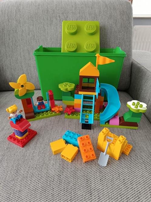 Lego Duplo 10864 : Grote speeltuin - opbergdoos, Kinderen en Baby's, Speelgoed | Duplo en Lego, Zo goed als nieuw, Duplo, Ophalen of Verzenden