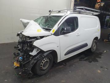 Opel Combo 2022 imperiaal   zie foto beschikbaar voor biedingen