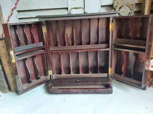 Prachtig oud zwaar houten (vakken / sleutel) kastje, Antiek en Kunst, Antiek | Woonaccessoires, Ophalen of Verzenden