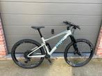 BMC carbon 29" mountainbike met volledige vering, maat L, Fietsen en Brommers, Ophalen, Zo goed als nieuw