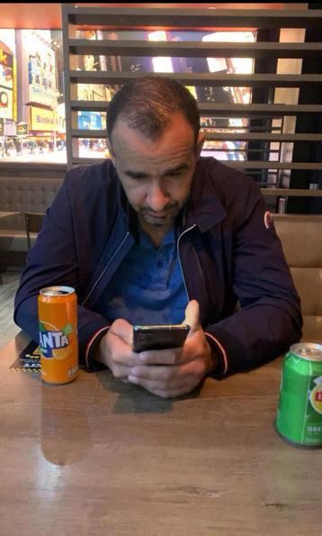 Hulp gezocht beschikbaar voor biedingen