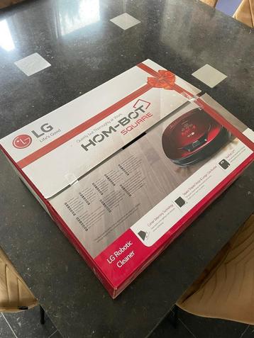 LG Home Bot Robotstofzuiger in uitstekende staat beschikbaar voor biedingen