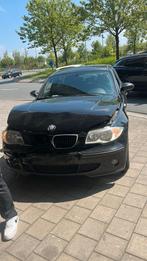 BMW 116i, Petit accident, 150 000 km,  demare et roule, Auto's, BMW, 1596 cc, 1 Reeks, Zwart, Zwart
