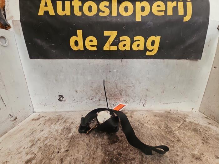 Veiligheidsgordel rechts-voor van een Ford Focus, Auto-onderdelen, Interieur en Bekleding, Ford, Gebruikt, 3 maanden garantie
