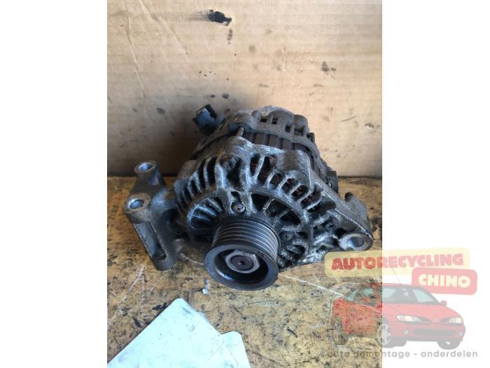 Dynamo van een Mazda 2, Auto-onderdelen, Motor en Toebehoren, Mazda, Gebruikt, 3 maanden garantie, Ophalen of Verzenden
