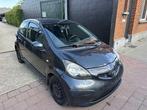 Toyota AYGO 1.0 I MET 161DKM HANDELAARS & EXPORT, Auto's, Toyota, Startonderbreker, Bedrijf, Euro 4, Zilver of Grijs