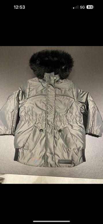 Manteau DKNY 4 ans qasi neuf !!!, Enfants & Bébés, Enlèvement, Comme neuf