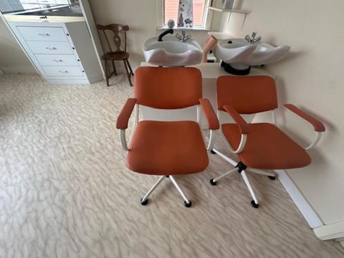 Kapster spoelbakken en stoelen, Doe-het-zelf en Bouw, Sanitair, Gebruikt, Wastafel, Ophalen