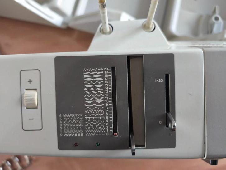 Bernina 930 naaimachine, Hobby en Vrije tijd, Naaimachines en Toebehoren, Zo goed als nieuw, Naaimachine, Bernina, Ophalen