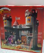 Kasteel met figuren: ridders draak spook +, Ophalen, Zo goed als nieuw, Jongen of Meisje