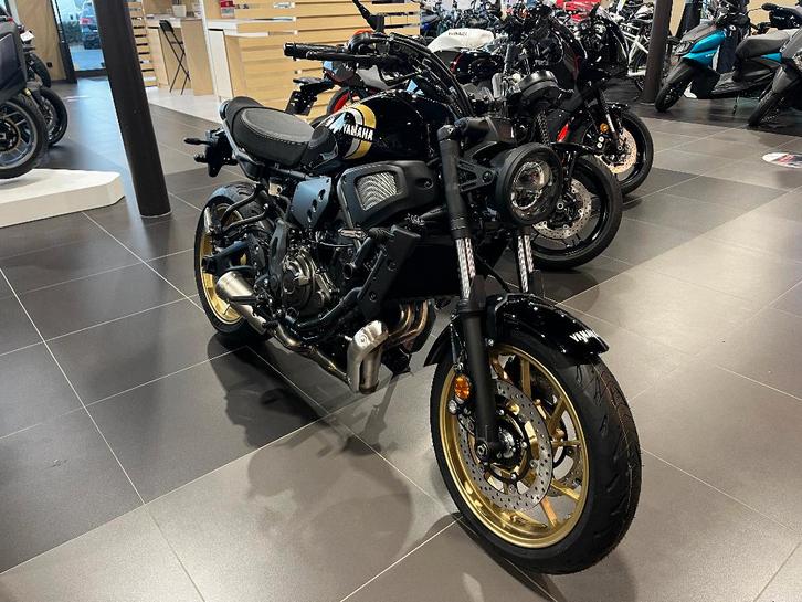 Yamaha XSR700, Motoren, Motoren | Yamaha, Bedrijf, Naked bike, meer dan 35 kW, 2 cilinders, Motorrijbewijs A, Ophalen