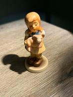 Hummel Goebel, meisje met varkentje, Verzamelen, Ophalen of Verzenden, Zo goed als nieuw, Hummel