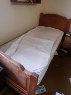 2 lits identiques en chêne clair, Maison & Meubles, Chambre à coucher | Chambres à coucher complètes, Comme neuf, Enlèvement ou Envoi