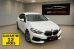 BMW 118i ESSENCE • BOÎTE AUTO • FULL OPTIONS • GARANTIE 12, Auto's, Automaat, Wit, Bedrijf, 1 Reeks