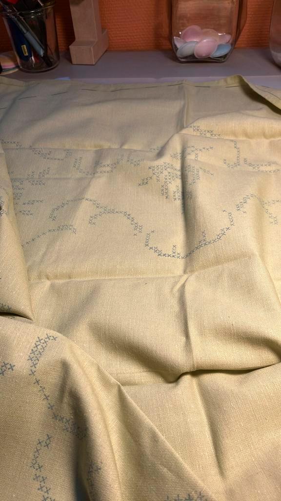 Groen tafelkleed rond, Hobby en Vrije tijd, Borduren en Borduurmachines, Zo goed als nieuw, Ophalen of Verzenden