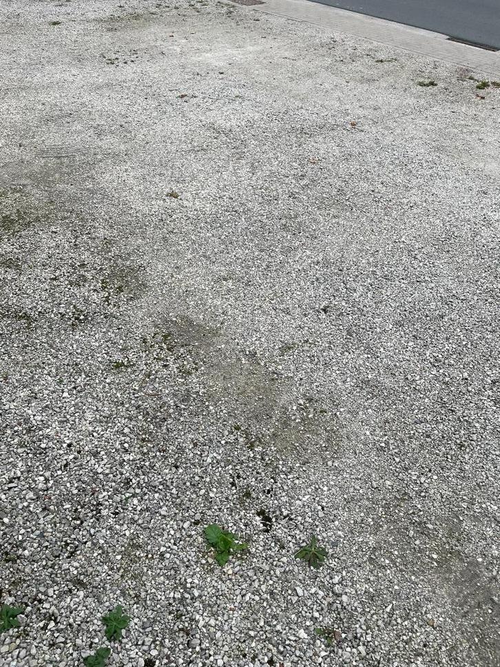 Gratis grind! Kom scheppen wat je nodig hebt in Waregem, Tuin en Terras, Grind, Keien en Split, Gebruikt, Grind, Beige, Ophalen