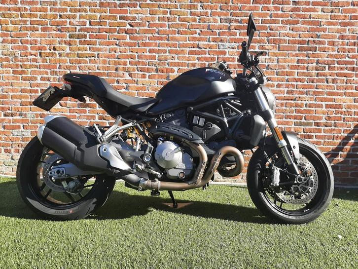 Ducati Monster 821, Motos, Motos | Ducati, Particulier, Naked bike, plus de 35 kW, 2 cylindres, Permis Moto A, ABS, Éclairage LED