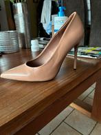 Beige pumps (36), Ophalen, Zo goed als nieuw, Beige, Pumps