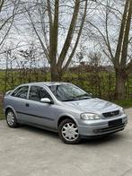OPEL ASTRA / AUTOMAAT! / AIRCO! / EERSTE EIGENAAR! / GEKEURD, Auto's, Stof, 1600 cc, 5 zetels, Grijs