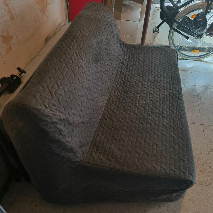 Grijze slaapbank IKEA 140 cm, Huis en Inrichting, Slaapkamer | Slaapbanken, Zo goed als nieuw, 140 cm, 190 cm of minder, Tweepersoons