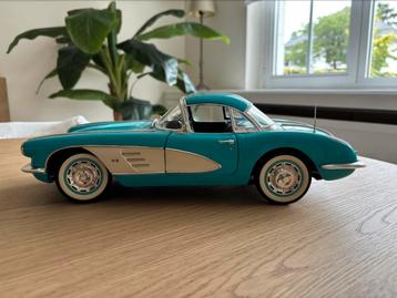 Chevrolet Corvette schaal 1:12 beschikbaar voor biedingen