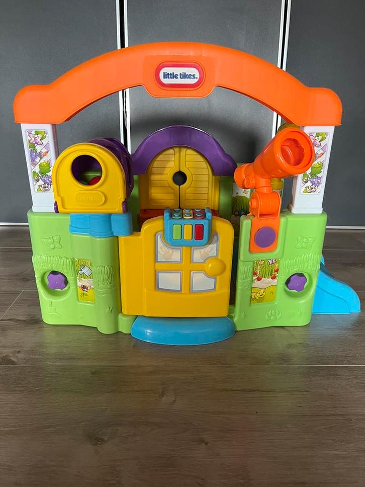 Speelgoedhuisje little tikes, Kinderen en Baby's, Speelgoed | Babyspeelgoed, Zo goed als nieuw, Overige typen, Met geluid, Ophalen