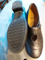 grijze damesschoenen, Ophalen, Gedragen, Grijs