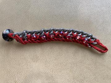 Armband beschikbaar voor biedingen