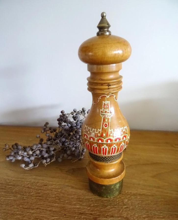 Florentijnse pepermolen Macina Temperata. Handpainted. 27 cm, Antiek en Kunst, Antiek | Keukengerei, Ophalen of Verzenden