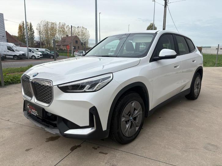 BMW IX1 1 eDrive20 NAVI/LED/CAMERA/BTW AFTREK, Auto's, BMW, Bedrijf, Te koop, iX1, ABS, Achteruitrijcamera, Adaptieve lichten