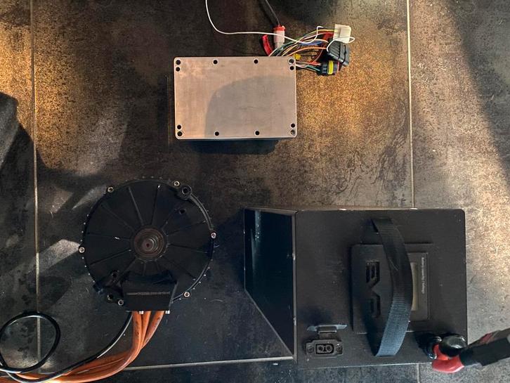 Surron ligt bee power pack 36 pk 100v accu, Vélos & Vélomoteurs, Pièces de cyclomoteur | Général, Comme neuf, Enlèvement