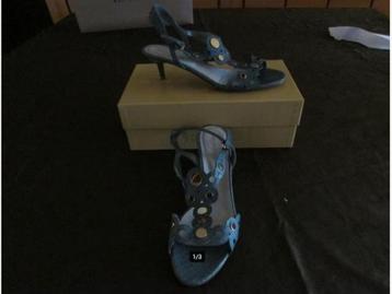 nieuwe schoenen merk Sergio Rossi 50 euro maat 40. beschikbaar voor biedingen