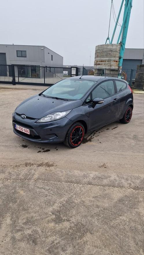 Ford fiesta 1.2 van 2009, Auto's, Ford, Particulier, Fiësta, Zetelverwarming, Benzine, Euro 4, 3 deurs, Handgeschakeld, Zilver of Grijs