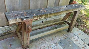 Antieke Werkbank. Banc de travail vintage beschikbaar voor biedingen