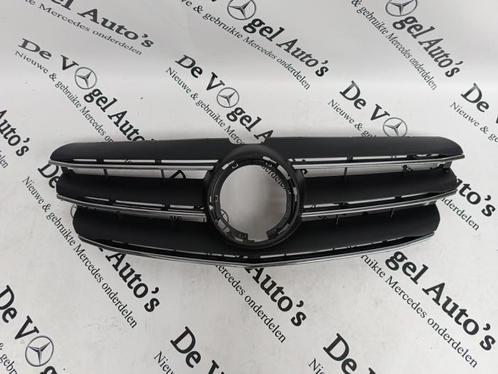 Grille van een Mercedes Vito, Auto-onderdelen, Carrosserie, Mercedes-Benz, Gebruikt, 3 maanden garantie, Ophalen of Verzenden