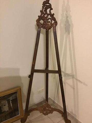 Antieke schilderezel ca 1920 beschikbaar voor biedingen