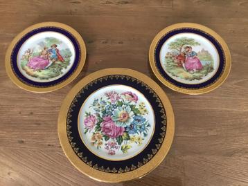 3 Limoges porseleinen borden  beschikbaar voor biedingen